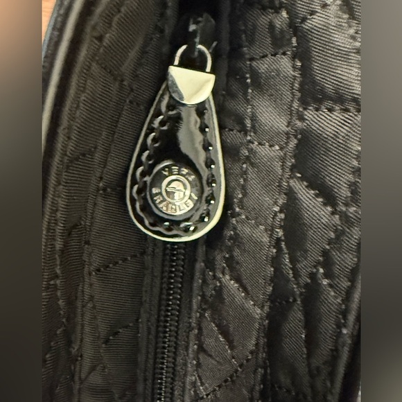 🖤 Vera Bradley Mon Cheri Black Quilted Tote Bag - Discontinued - Picture 6 of 14